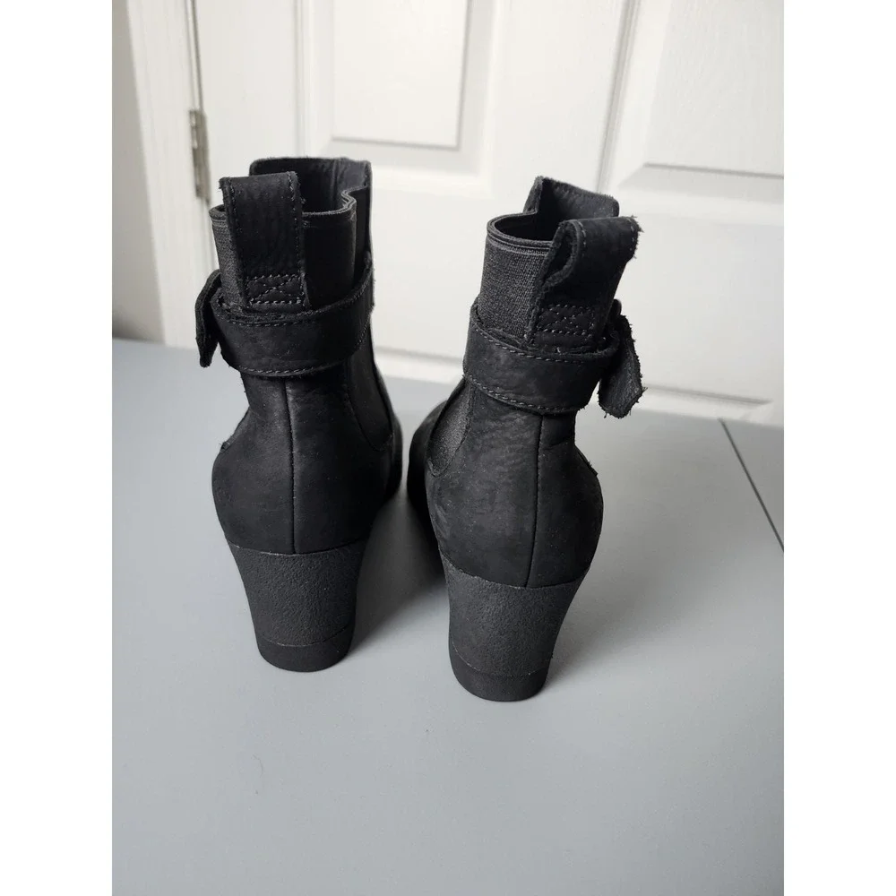UGG Australia Indra Leather Black Ankle Boot Wedge‎ Shoes Women's Size 7.5